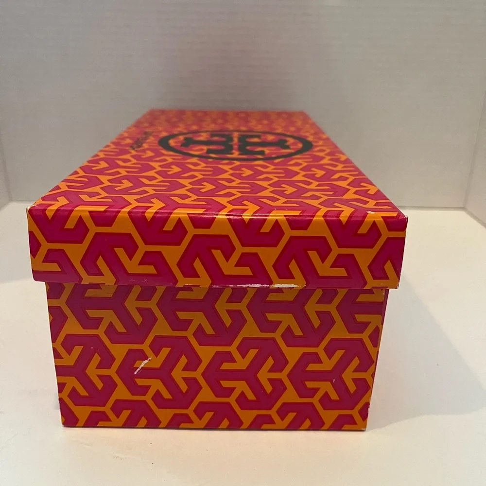 Tory Burch empty shoe box from Reva shoes size 8. Listing is for empty box only